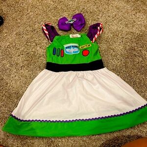 Buzz light year girl dress size 3t